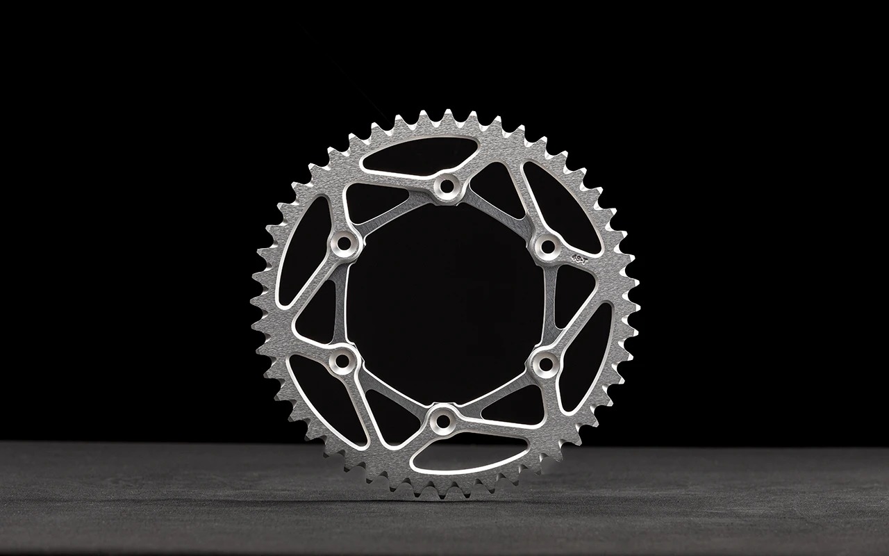 gcXci9Xb2J_SMX1-RW-T.jpg