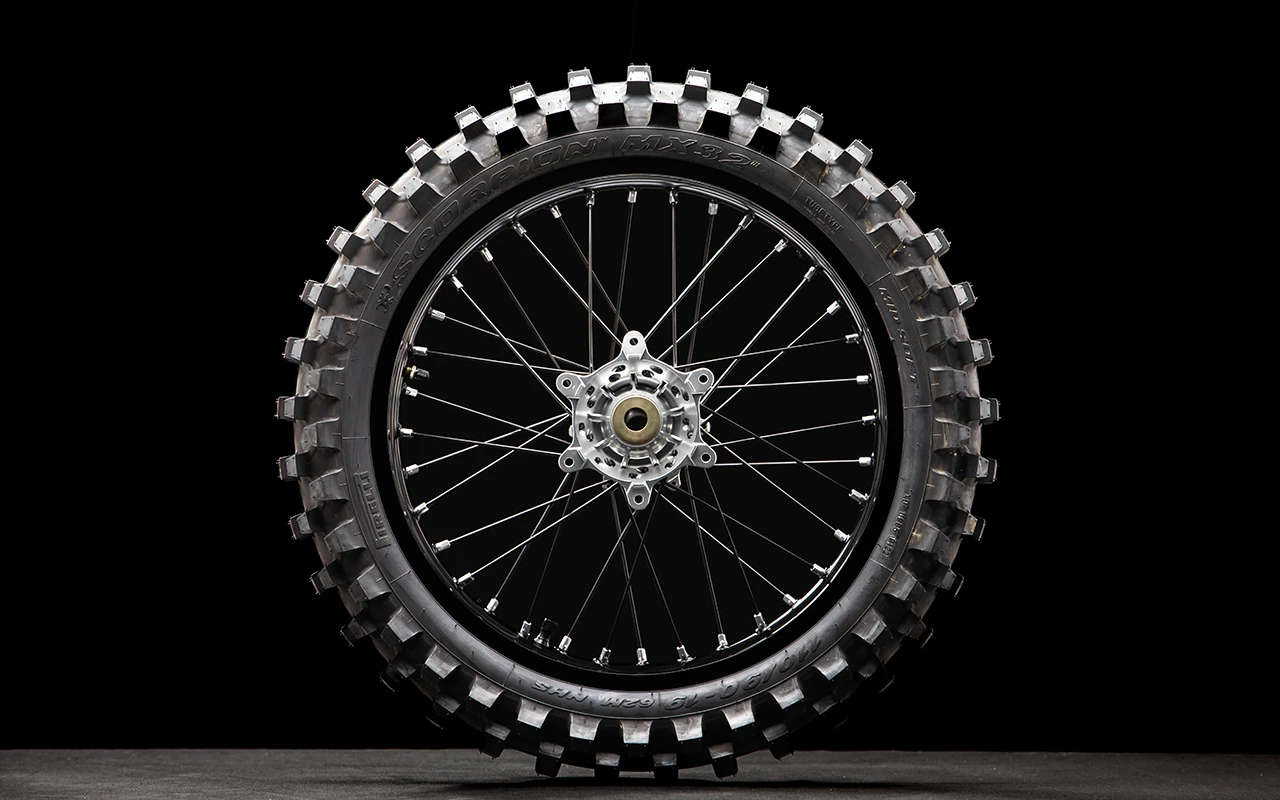 8X5pixWOiY_Rear+wheel+18.webp