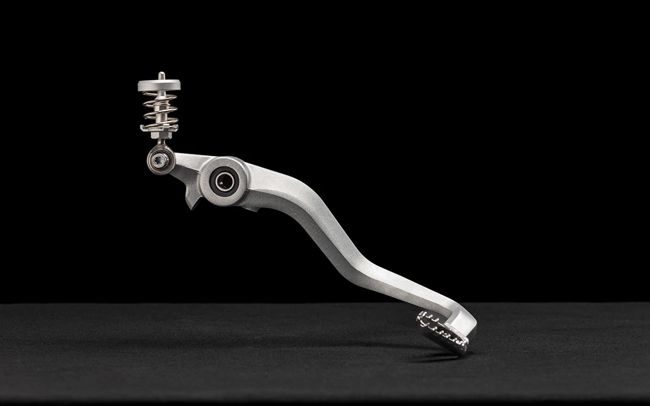 A0Yj4myTLQ_Pedal.jpg