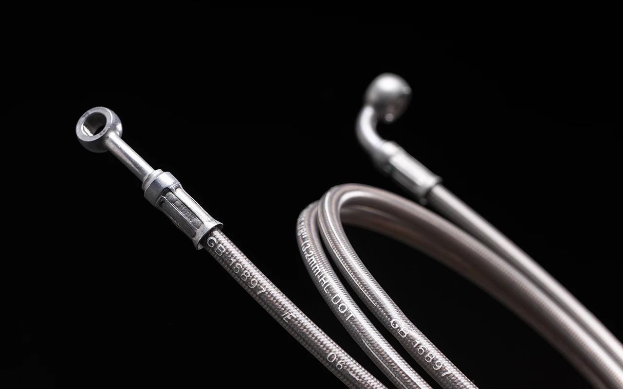 zqASdB64Vl_Hose.jpg